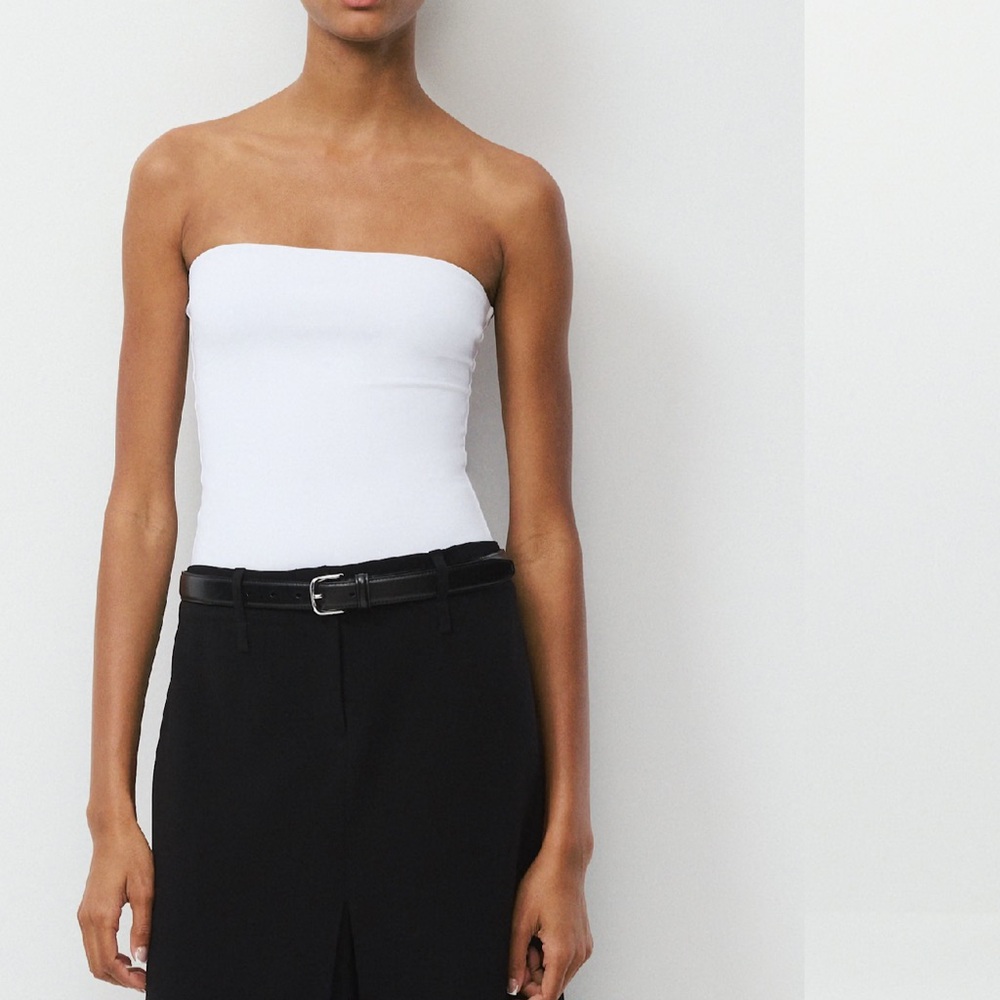 Aritzia Original Contour Appeal Tube Top